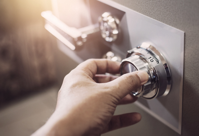 How to rent a safe?